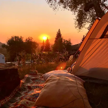 Kruje Camping Parque de Campismo Krujë