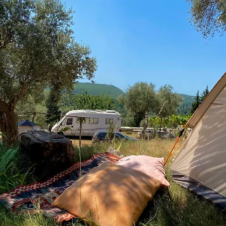 Kruje Camping Campeggio *