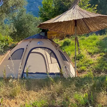 Kruje Camping * Krujë