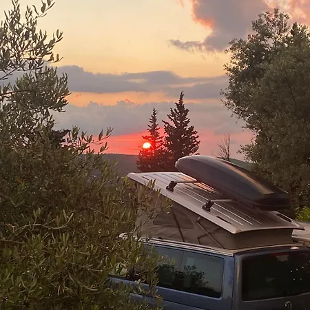 Kruje Camping Kemp *