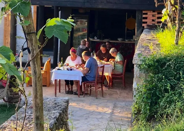 Kruje Camping Kamp alanı Krujë